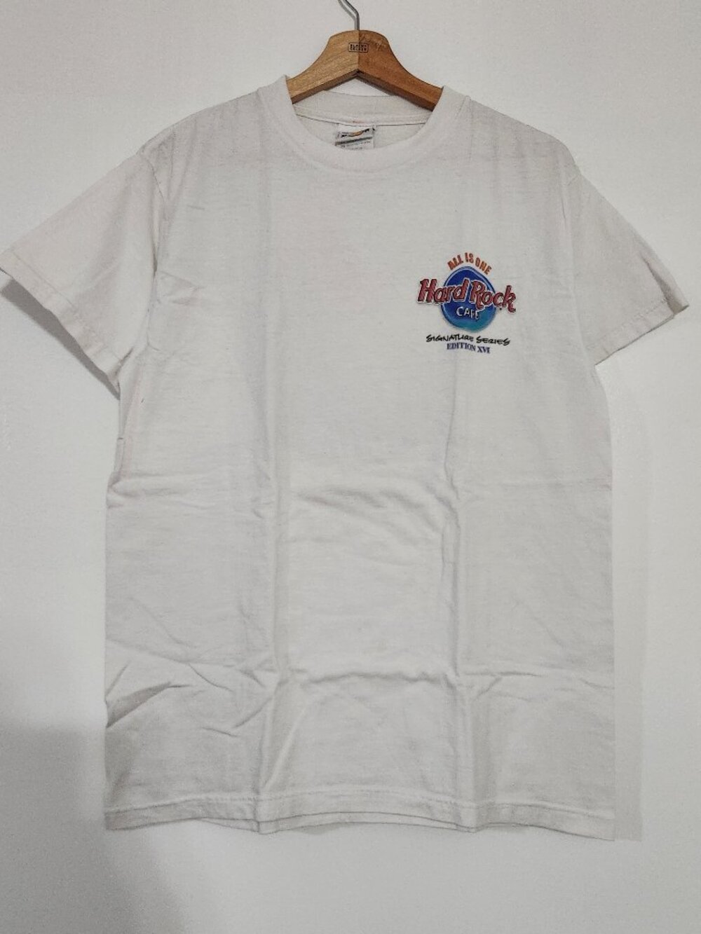 2000 Hard Rock Santana Artist Graphic Tee Multicolor Men's Size Medium